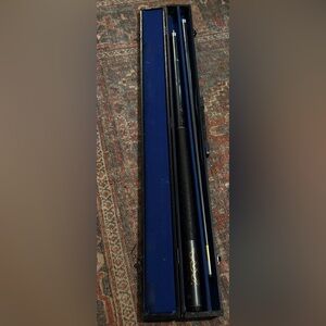 Black Pool Cue in Case